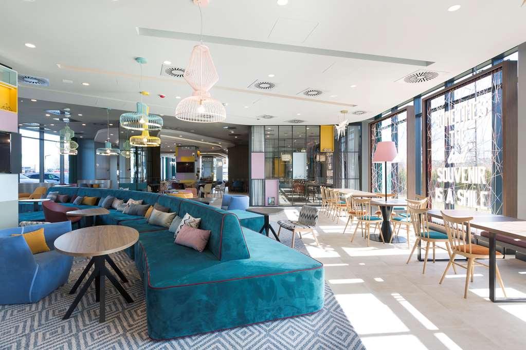 מלון Balice Hampton By Hilton Krakow Airport מראה פנימי תמונה