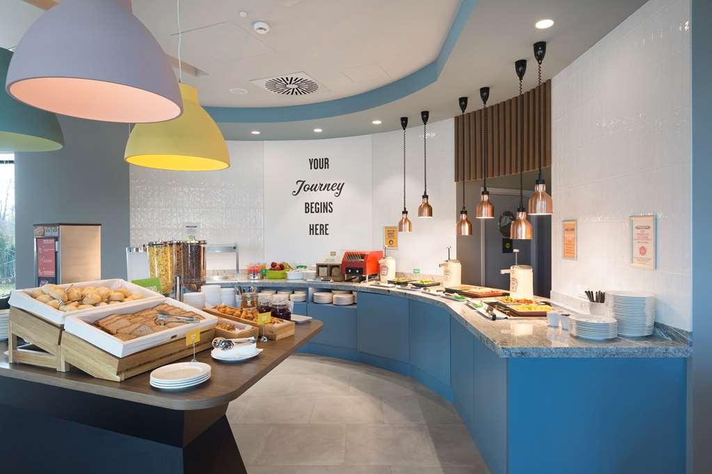 מלון Balice Hampton By Hilton Krakow Airport מראה חיצוני תמונה