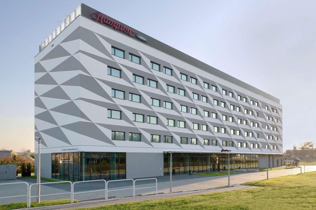 מלון Balice Hampton By Hilton Krakow Airport מראה חיצוני תמונה